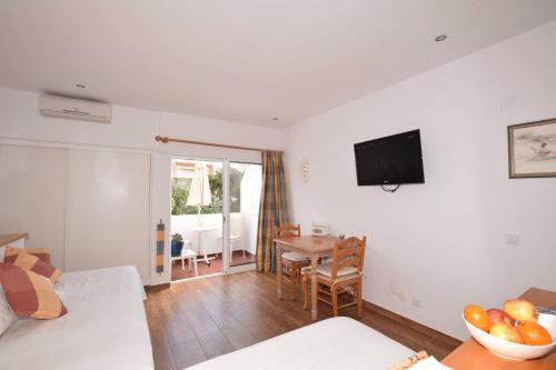 412 Is a Lovely Apartment in Albufeira
