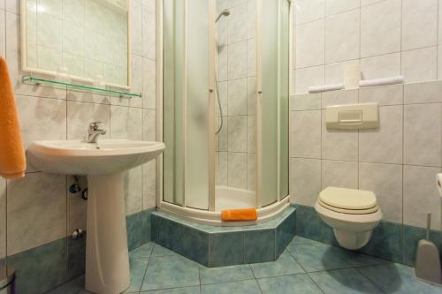 Koupelna v ubytování Guesthouse Villa Adria