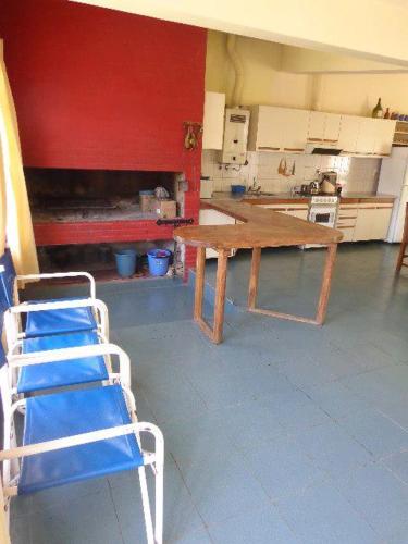 Kuchyň nebo kuchyňský kout v ubytování Casa en Potrero de los Funes