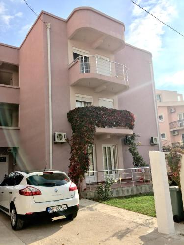 Zgrada u kojoj se nalazi apartman