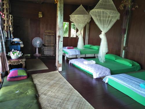 Istumisnurk majutusasutuses Oui Kaew Homestay