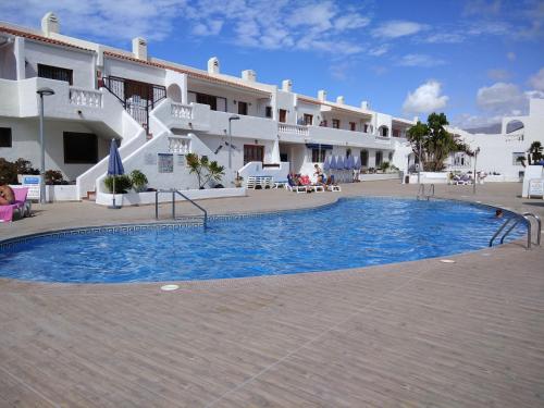 Los Cristianos modern studio
