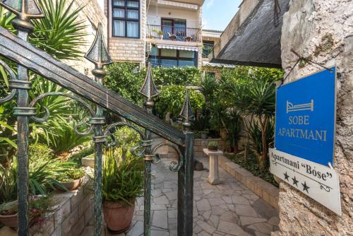Gallery image of Apartments Bose in Makarska