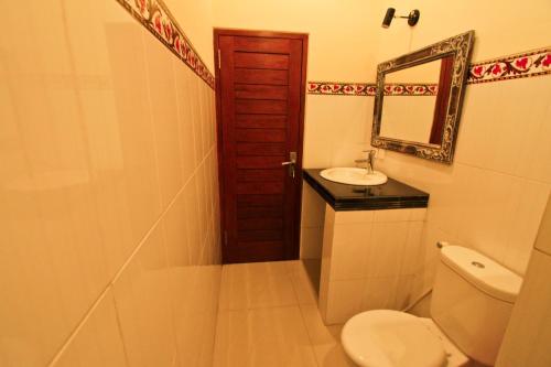 Kylpyhuone majoituspaikassa Awan Bali House
