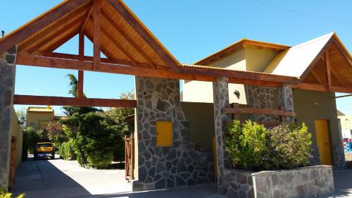 Tòa nhà nơi khách sạn căn hộ tọa lạc