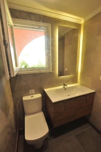 Gallery image of Tassos Apartments in Acharavi