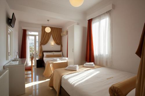 Gallery image of Metropolis Hotel in Athens