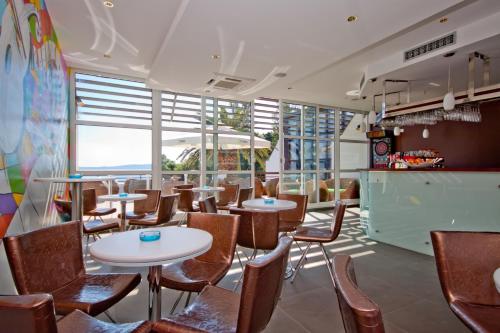 Restaurant o un lloc per menjar a Hotel Ballet School