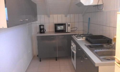 Η κουζίνα ή μικρή κουζίνα στο Villa Tournesol d Or