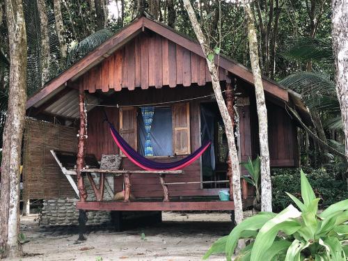 Zahrada ubytování Sunset Bungalow Koh Chang Ranong