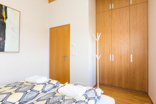 Cama o camas de una habitación en Kvöldstjarnan Gistiheimili