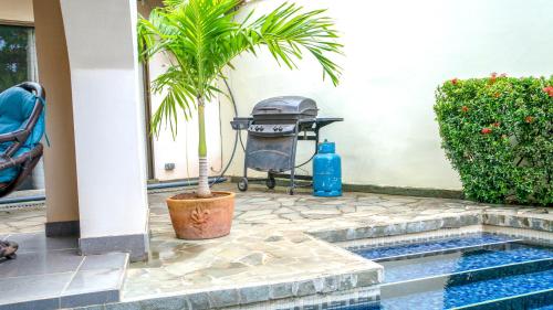 Piscina di CW3 Casa Wasabi 3bed+3bath o nelle vicinanze