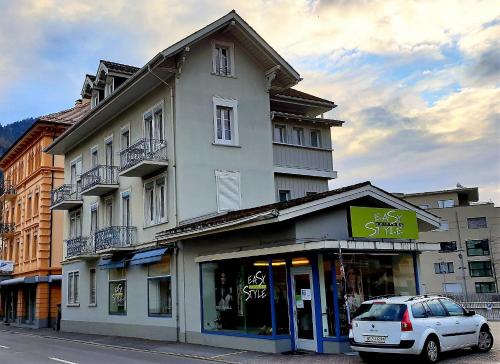 Interlaken Central 3