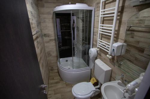 Ένα μπάνιο στο Casa Alex