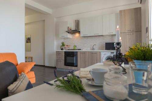 Η κουζίνα ή μικρή κουζίνα στο MareinSicilia Dammusa Residence