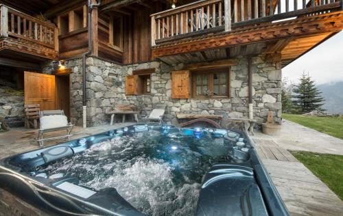 Chalet S