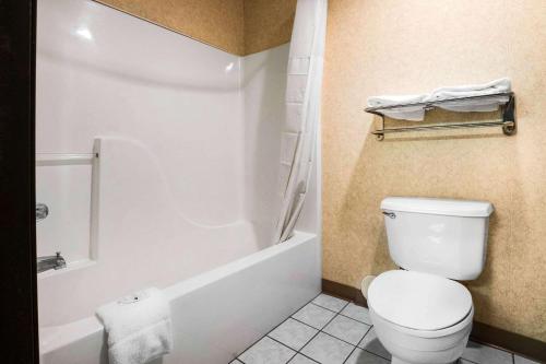 Imagen de la galería de Quality Inn Monee I-57, en Monee