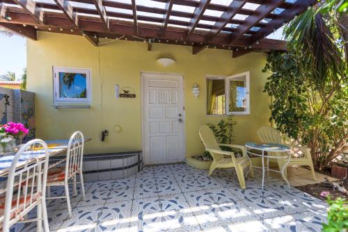 Galería fotográfica de Sunflower Villa Studios en Palm-Eagle Beach