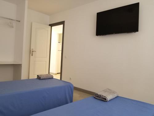 Avenida de Denia N11 close to the Beach