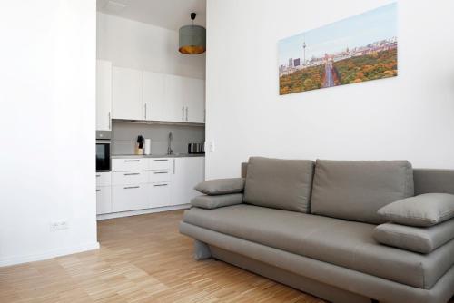 SC 01 by ROCKCHAIR Apartments l SUPERHOST Status l 2 Bedrooms Boxspringbeds Balcony Elevator - Cozy Family & Business Flair welcomes you! photo 13