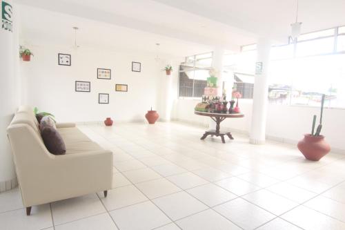 Ruang duduk di Hotel Rio Mayo