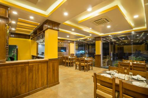Gallery image of Hotel Lake Shore in Pokhara
