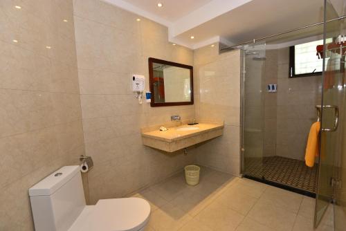 Koupelna v ubytování Baobab Holiday Resort