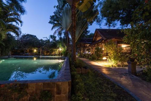 Gallery image of Hotel Pondok Sari Beach & SPA Resort in Pemuteran