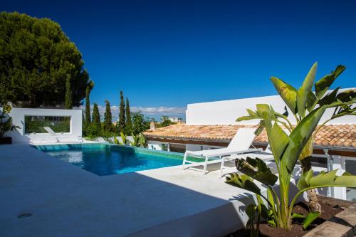 Afbeelding uit fotogalerij van Villa Oasis Terra Blanca in Palma de Mallorca