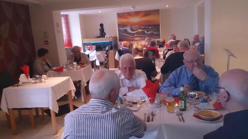 Huéspedes de Iris Hotel Llandudno