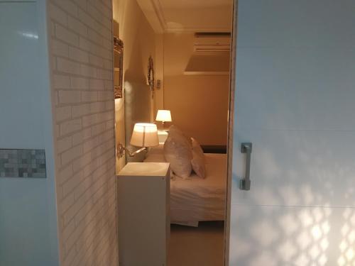 Ein Badezimmer in der Unterkunft Apartamentos Flamenco B&B
