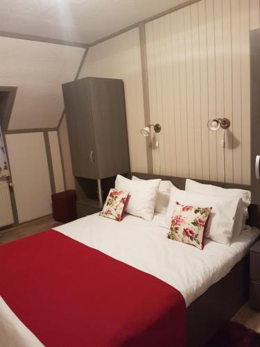 Ένα ή περισσότερα κρεβάτια σε δωμάτιο στο Briza de Munte