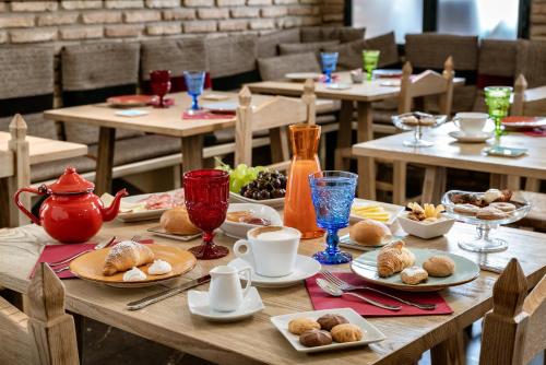 Mad på pensionatet eller i nærheden