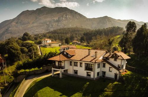 Afbeelding uit fotogalerij van Casa de aldea Collera in Ribadesella