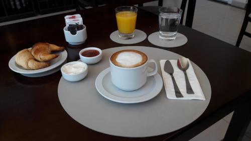 Mad på hotellet eller i nærheden