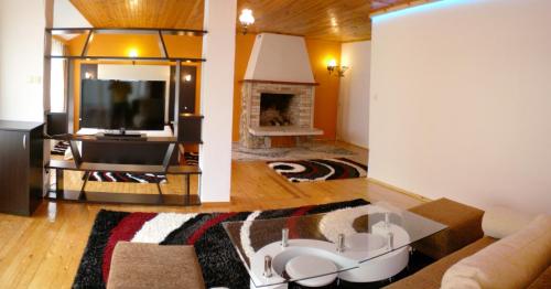 Φωτογραφία από το άλμπουμ του Hotel Paradise Place σε Kalofer