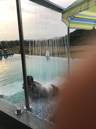 Bazén v ubytování Chef Nirvana Spa Pool Villa nebo v jeho okolí
