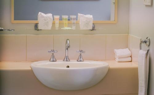 Bilik mandi di Hotel Northbridge