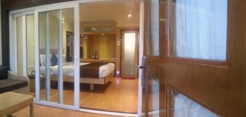 Gallery image of Darshan Hotel in Ooty