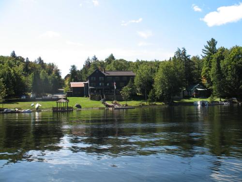The Big Moose Inn – Photos 3