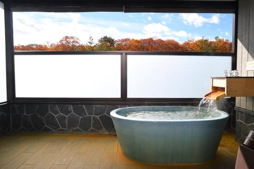 Foto de la galería de Karuizawakurabu Hotel 1130 Hewitt Resort en Tsumagoi