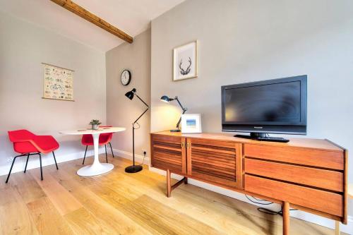 ALTIDO Cool St Stephen Street Apartment - Prime New Town Location