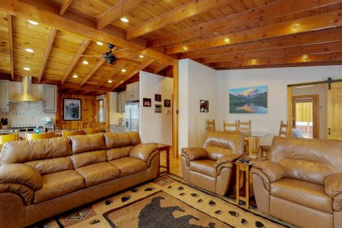Chipmunk Cabin – Photos 5