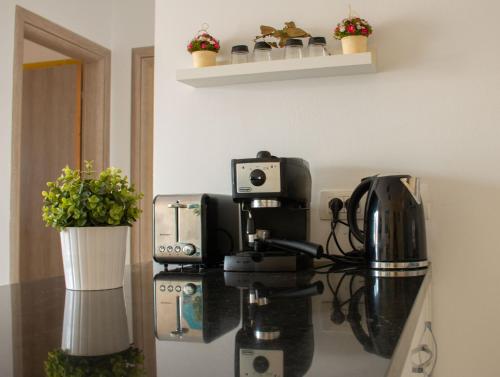 Roxy Sea View Apartment – Photos 3