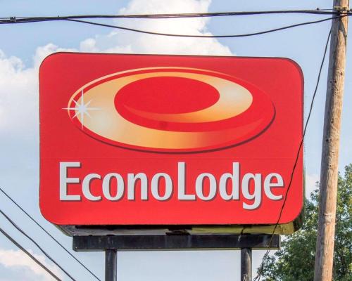Econo Lodge Drums – Photos 3