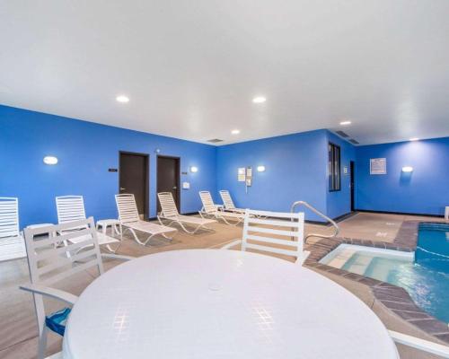 Gallery image of Comfort Suites Altoona in Altoona