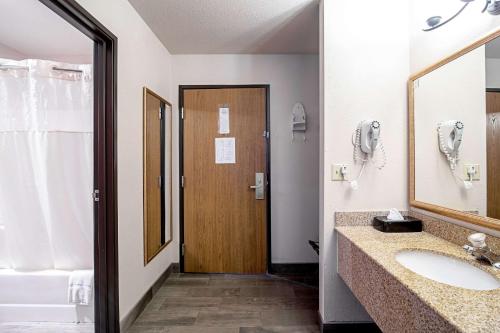 A bathroom at Quality Inn Huron