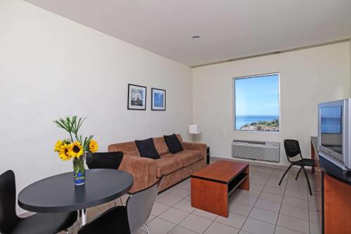 Χώρος καθιστικού στο Comfort Inn Real La Union