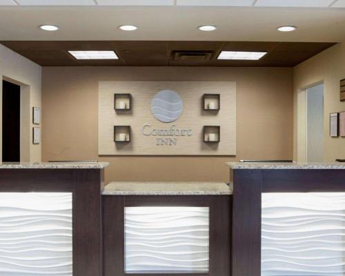 Comfort Inn Oak Ridge – Photos 2