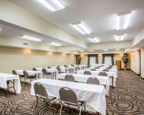Comfort Suites Lebanon – Photos 3